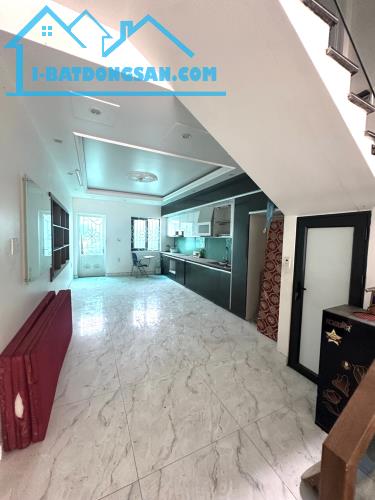 BÁN NHÀ 4 TẦNG XÂY MỚI LÔ 15B LÊ HỒNG PHONG – Ô TÔ ĐỖ TRONG NHÀ