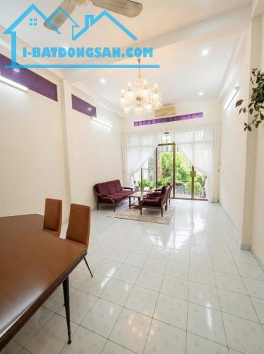 Nhà Tân Bình – Trương Công Định nở hậu, 3 tầng - ở ngay - ngang 4m- dài 22m - hơn 14 tỷ