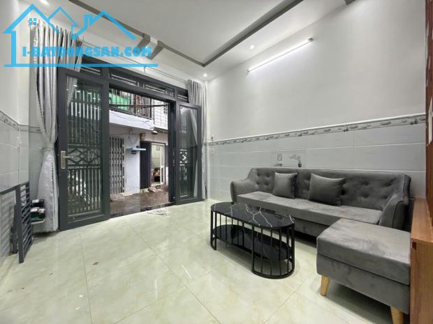 💥🏡TRUNG TÂM Q6, MỚI ĐẸP, SÁT MẶT TIỀN,HẼM TRƯỚC NHÀ 3M, 38M2, 2TẦNG, 3PN, NHỈNH 3TỶ