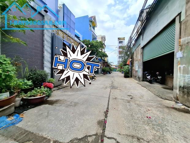🆘🔥🏠🚘BÌNH TÂN, GẤP BÁN, GIẢM SÂU, AO ĐÔI, Ô TÔ THẲNG TRUC,101M2, 3TẦNG, 5PN, NHỈNH 6TỶ