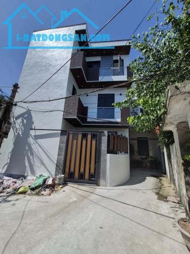 BÁN NHÀ 2.6 TỶ 3 TẦNG 56M2 ( ĐÔNG NAM ) NGÕ RỘNG KHU ĐỒNG QUÝT