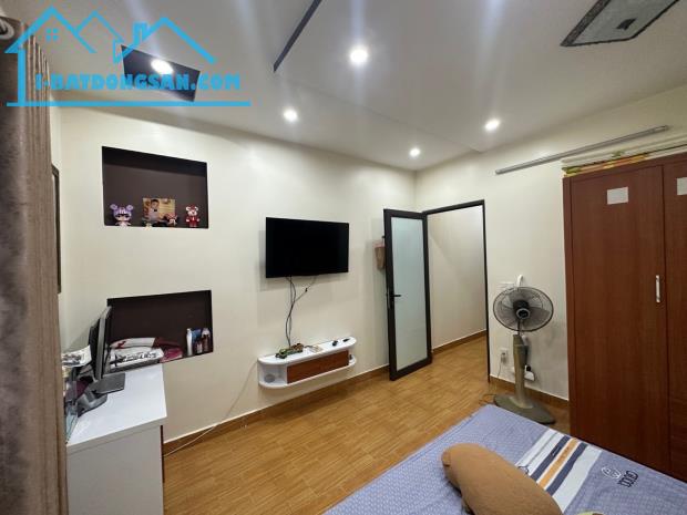 BÁN NHÀ LẠCH TRAY - 50m2 GIÁ CHỈ 2 tỷ x ( thương lượng) NGÕ RỘNG SÂN TRƯỚC 3m.
