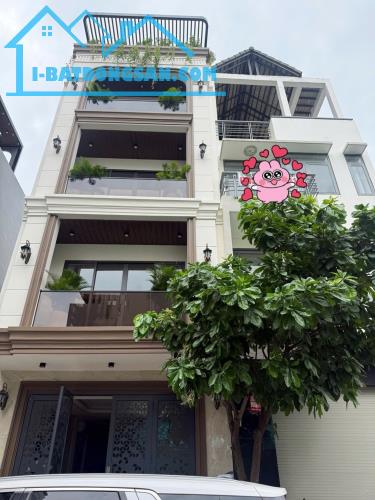 QUẬN 7- NHÀ 5 TẦNG- CÓ THANG MÁY SIÊU XỊN- DT 90M2-KDC PHẠM HỮU LẦU- GIÁ CHỈ HƠN 20Đ