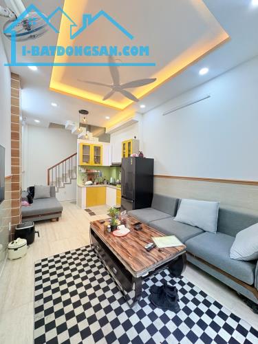 GIÁP QUẬN 10 LẠC LONG QUÂN-LÝ THƯỜNG KIỆT HXH TỚI NHÀ 4TẦNG BTCT 35M2 CHỈ 6.25TỶ