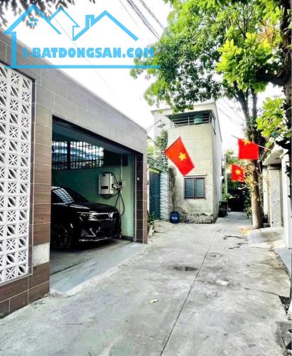 200M2 - HẺM XE HƠI - LINH TRUNG - GẤP BÁN