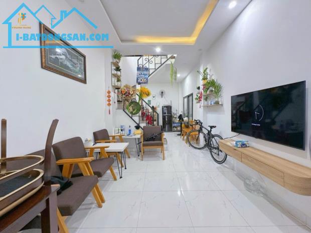Nhà 4 tầng kiệt Trưng Nữ Vương, 26m², 4PN gần Cầu Rồng, giá 3.35 tỷ