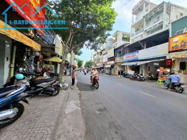 Bán gấp nhà mặt tiền đường Phạm Văn Hai, Xây dựng 60m2 4 tầng kiên cố, Mặt tiền kinh doanh