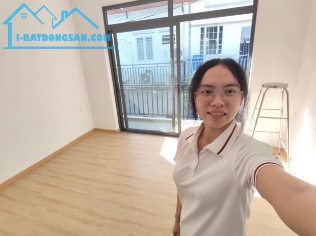 Ngay AEON TÂN PHÚ, Nhà đẹp 44m² Hẻm xe hơi thông chỉ nhỉnh nhẹ 5Đ