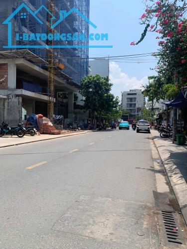 *Bán nhà mặt tiền đường Đặng Vũ Hỷ, gần Nguyễn Văn Thoại, dt 195m2 (ngang 7m), giá 40 Tỷ T