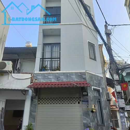 Nhỉnh 5 tỷ (TL)- Nhà Bình Thạnh diện tích (4.4x7) - hẻm thông , đường trước nhà 5m