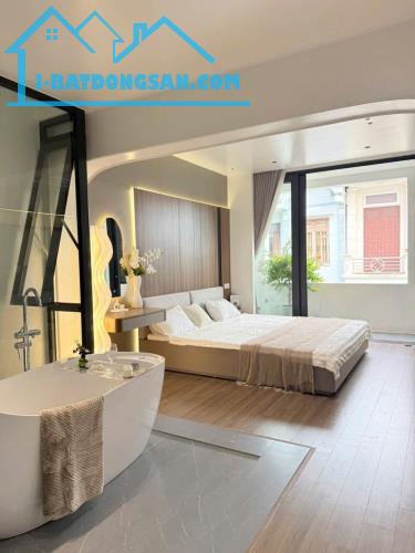 Bán nhà 6 tầng mặt phố Đặng Thai Mai, ph Tân Bình, TP HD, 60m2, mt 5m, full đồ, thang máy