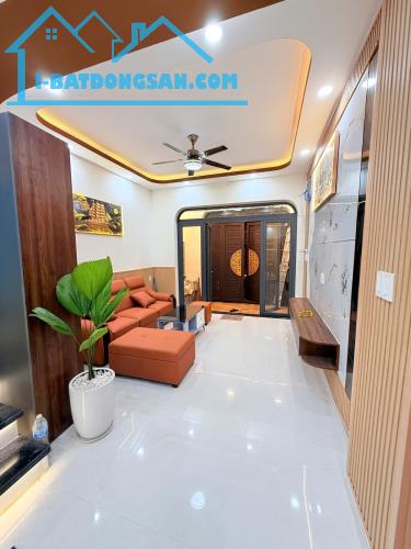 Nhà mới, đẹp Dương Văn Dương bán gấp – 65m², hẻm ô tô, sát Aeon tân phú, sầm uất, 6.X tỷ