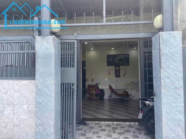 HẺM ÔTÔ TỚI NHÀ NGANG KHỦNG 8m GẦN NGÃ TƯ BÌNH PHƯỚC 2 TẦNG 104m2 CHỈ 6,6 TỶ.