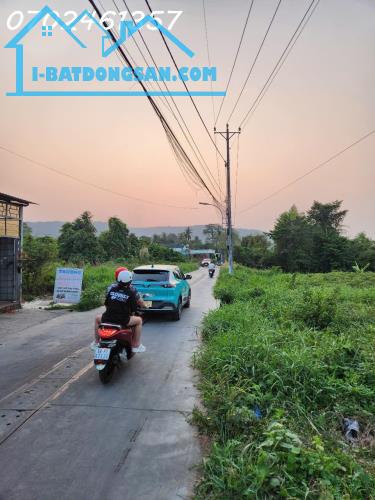 Bán quỹ đất 5.400m² hiếm có tại Dương Đông – đường Chùa Ông Suối Đá, giá tốt