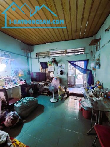 LIÊN KHU 5-6 GẦN TÂN KỲ TÂN QUÝ - NHÀ C4 49M2 (4x12.5)- HẺM XE HƠI- SỔ RIÊNG. CHỈ 3 TỶ XÍU
