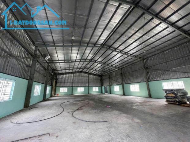 Bán nhà xưởng 2000m tại Bình Hòa, Vĩnh Cữu. có 600m thổ cư. Đường nhựa lớn. Giá 14,7 tỷ