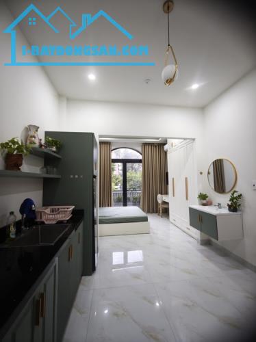 TÒA CĂN HỘ 3 TẦNG MỚI ĐẸP, NGUYỄN BÁ LÂN 150M2, 28 TỶ, ĐƯỜNG 7M5, CÁCH BIỂN MỸ KHÊ 2 PHÚT
