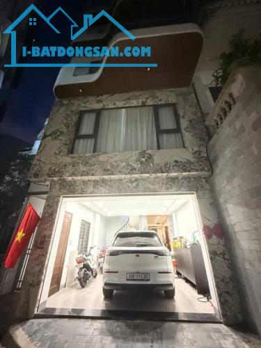Bán Nhà Phố Ngọc Lâm(Long Biên) Nhỉnh 14Tỷ, Thang Máy 7Tầng - Ôtô Đỗ Cửa - Hàng Xóm Mipec