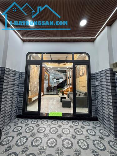 Nhà 4 tầng 56m2 hẻm rộng Tân Quý, Tân Phú giá 8.25 tỷ