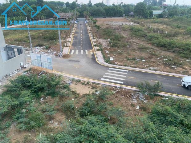 CHỦ GIẢM GIÁ SÂU BÁN GẤP LÔ ĐẤT 80m2 TẠI TÂN TRIỀU