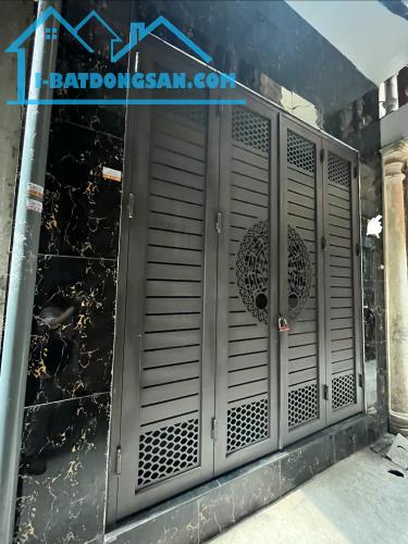 Bán nhà Ngõ Chợ Khâm Thiên, Đống Đa – 26m² – 4 tầng – Full nội thất – 5.X tỷ