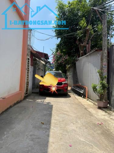 Bán đất 96m2 - tặng nhà 2 tầng tại Khúc Hạo, AeonMall: 4tỷ6, mặt tiền: 6.5m Ô TÔ QUA CỬA
