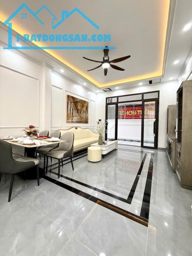 Nhà đẹp lộng lẫy ngay Đại học Hàng Hải - full nội thất: 40m2*4 tầng-3tỷ8, ngõ nông, thông