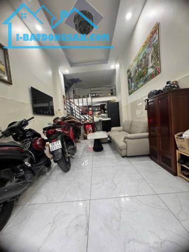 🏡 NHÀ ÂU DƯƠNG LÂN Q8 – TẠ QUANG BỬU – NGUYỄN THỊ TẦN – HẺM XE HƠI – 4 LẦU – 33M² – NHỈNH
