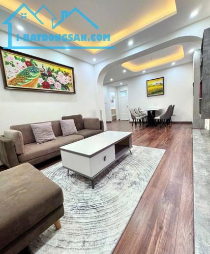 BÁN CHUNG CƯ VĨNH HOÀNG 84M2 - HON 4 TỶ - 3P. NGỦ, 2VS, LÔ GÓC, NỘI THẤT MỚI.