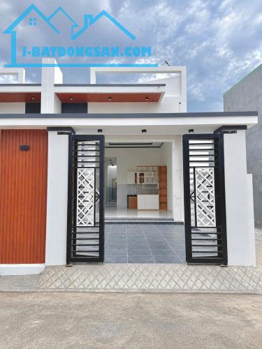 BÁN CĂN NHÀ GIÁ TỔNG 1 TỶ HƠN XÍU. 5X18. SỔ RIÊNG THỔ CƯ