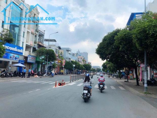 Bán đất xây 1 hầm 5 tầng hẻm 300 Nguyễn Thái Sơn 216m2 ngang 8m gần chợ Gò Vấp 18 tỷ hơn.