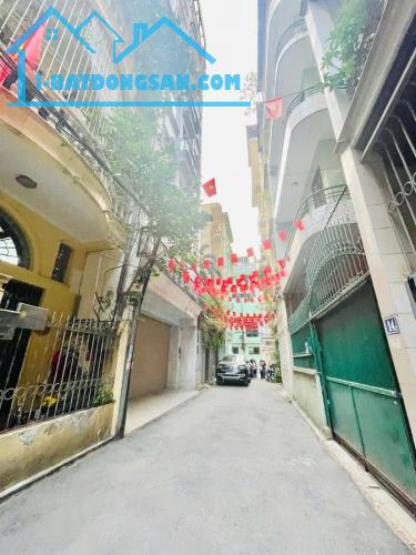 Nhà phân lô cán bộ Trần Quốc Hoàn Cầu Giấy