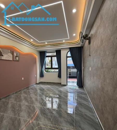 Bán nhà đẹp 4 tầng, Hẻm Xe Hơi, Đô Đốc Long, P.Phú Thọ Hòa, 56m2, hơn 8 tỷ TL