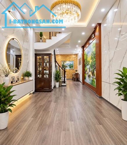 GIẢM SỐC NHÀ ĐẸP ĐỘI CẤN TT BA ĐÌNH FULL NỘI THẤT 42M X 4 TẦNG NHỈNH 10 TỶ