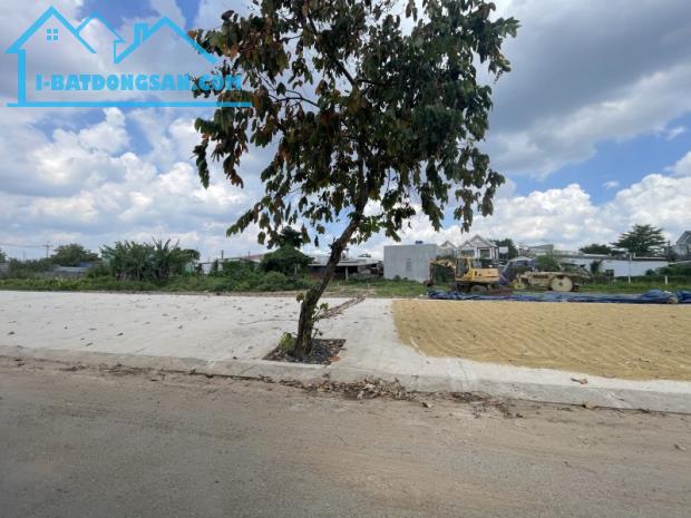 Lô đất đẹp HXT Huỳnh Thị Mài ,Tân Hiệp Hóc Môn , DT 327m2 .Giá rẻ 7.5 tỷ (TL)