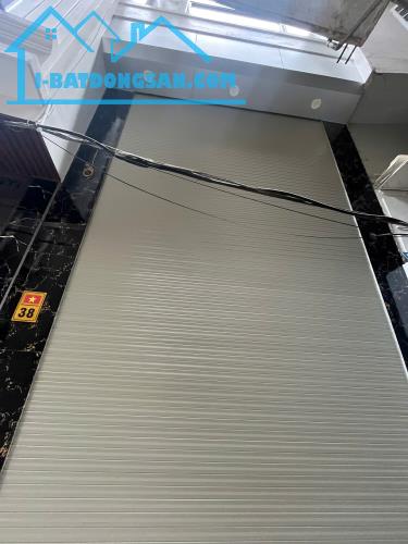 HIẾM ĐỐNG ĐA – 6 TẦNG THANG MÁY – FULL NỘI THẤT – NHỈNH 9 TỶ
