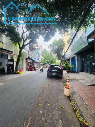 Mặt Tiền Văn Chung, Khu Vip Quân Đội. Gần Ga T3 - Tân Bình - 165m2 Nhà C4 Bán 23,5tỷ.