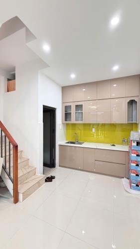 Nhà đẹp hẻm xe hơi Hòa Bình, khu sầm uất đi đâu cũng tiện vào ở ngay, đủ tiện ích hơn 4 tỷ