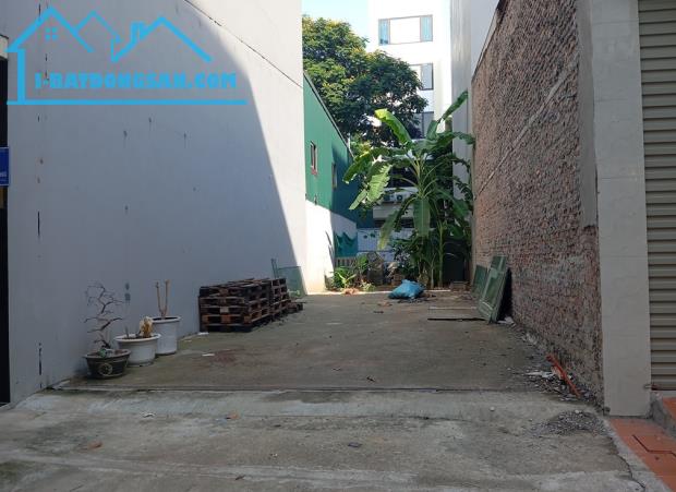 Ngộp bank bán Gấp đất DV Hàng Bè, Đìa Lão cạnh CC Mipec 50m2 chỉ 11.x tỷ. LH 0989626116