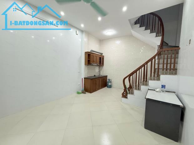 5 TẦNG THỤY KHUÊ – TÂY HỒ – ĐANG CHO THUÊ 10TR/THÁNG – CHỦ QUYẾT TÂM BÁN