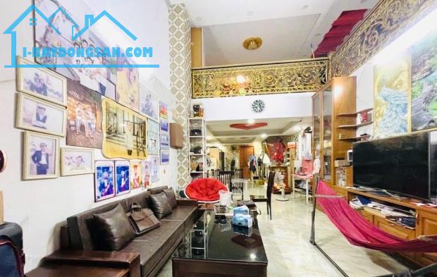 CHDV 5 Tầng Có Thang Máy, Ngay Sát MT Trương Đăng Quế, Gò Vấp👉 175m2 Bán Chỉ 24tỷ.