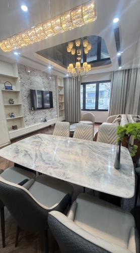 Bán nhà Thái Hà, ô tô tránh, có thang máy, kinh doanh, 50m2, 7 tầng, PCCC đầy đủ