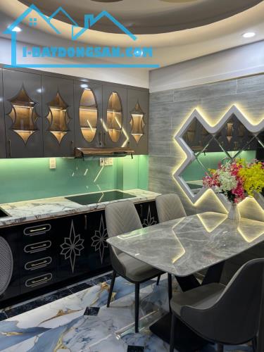 NHÀ ĐẸP NGUYỄN VĂN LƯỢNG – ĐÚC KIÊN CỐ 5 TẦNG – TÀI CHÍNH 8.X TỶ
