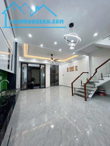 BÁN NHÀ 4 TẦNG GẦN CO.OP TUY LÝ VƯƠNG, QUẬN 8 - 50M2- 5PN - NHỈNH 6 TỶ - LH 0784968131