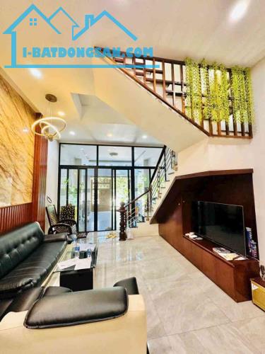 Siêu hiếm khu Văn phòng Chính Phủ, giáp Vạn Phúc QL13, view công viên, 4 tầng 81m2, 17 tỷ