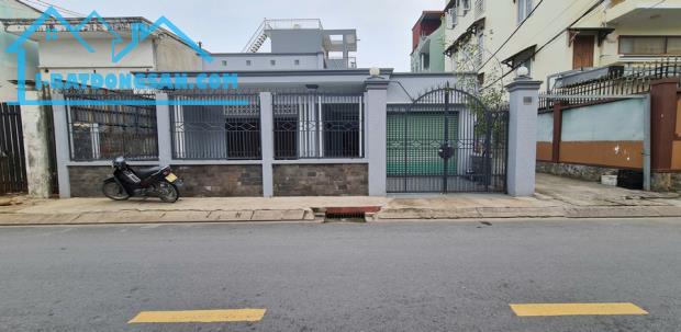 MT kinh doanh – Lô góc 2 mặt tiền – Dt 251m² (11.3 x 22.3m) – Gần Nguyễn Duy Trinh