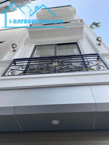 Bán nhà xây mới Đại Linh, ngõ rộng, oto đỗ gần 47m2*4T giá chỉ 7.5 tỷ!