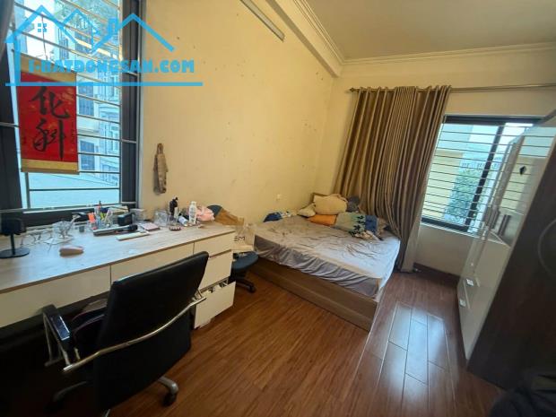 BÁN NHÀ P NGUYỄN LAM DT 50M, 4T, (MT4,1) 14,5 TỶ