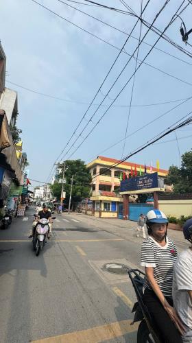 Bán nhà hẻm xe tải, gần Lê Quang Định, chợ cây Quéo, sát MT Nguyễn Thượng Hiền ( 5 x 13 )