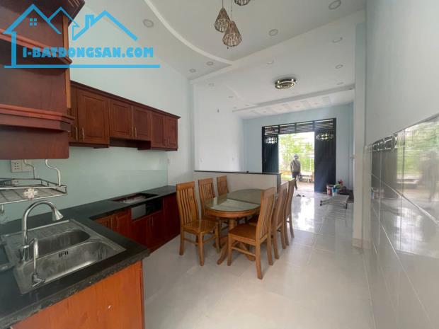 NỞ HẬU 6M – HƠN 4 TỶ - NHÀ C4 HẺM XE HƠI – GẦN PHẦN MỀM QUANG TRUNG!